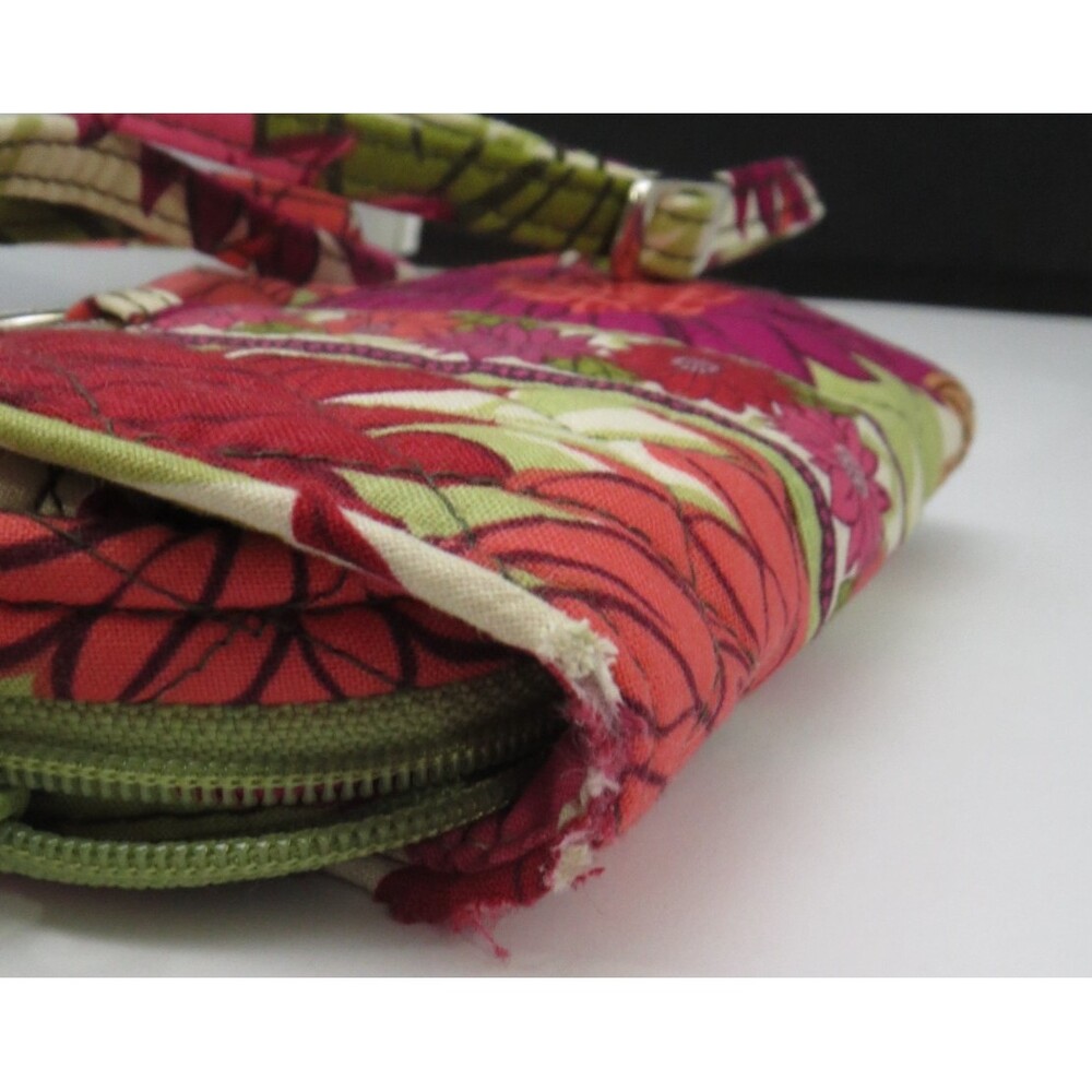 Vera Bradley Pink Floral Crossbody Shoulder Bag Purse Magnetic Closure‎ - Picture 4 of 9